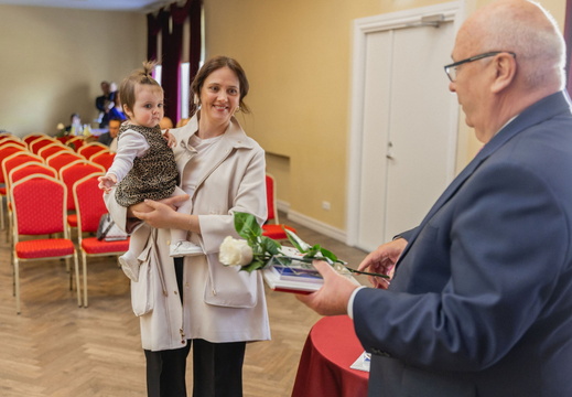 vnvalla lusikapidu 2024beebidele 202