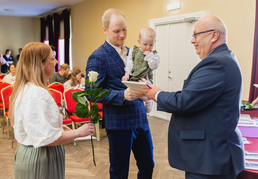 vnvalla lusikapidu 2024beebidele 191