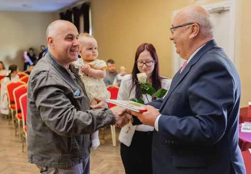 vnvalla lusikapidu 2024beebidele 181
